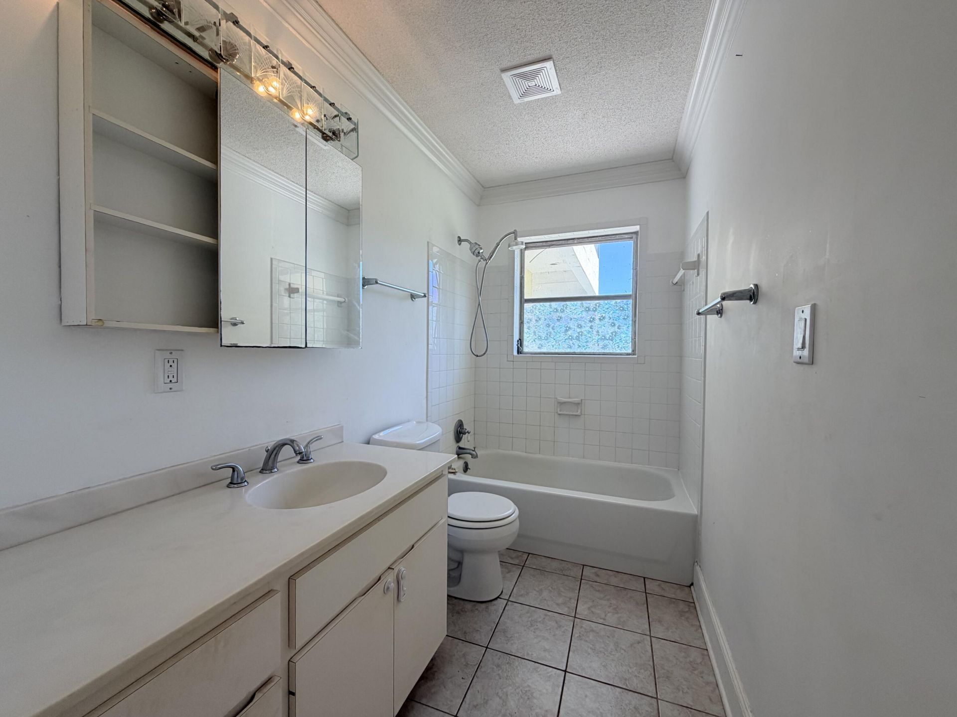 4905 Williams Road, Palm Beach Gardens, FL 33418 Photo