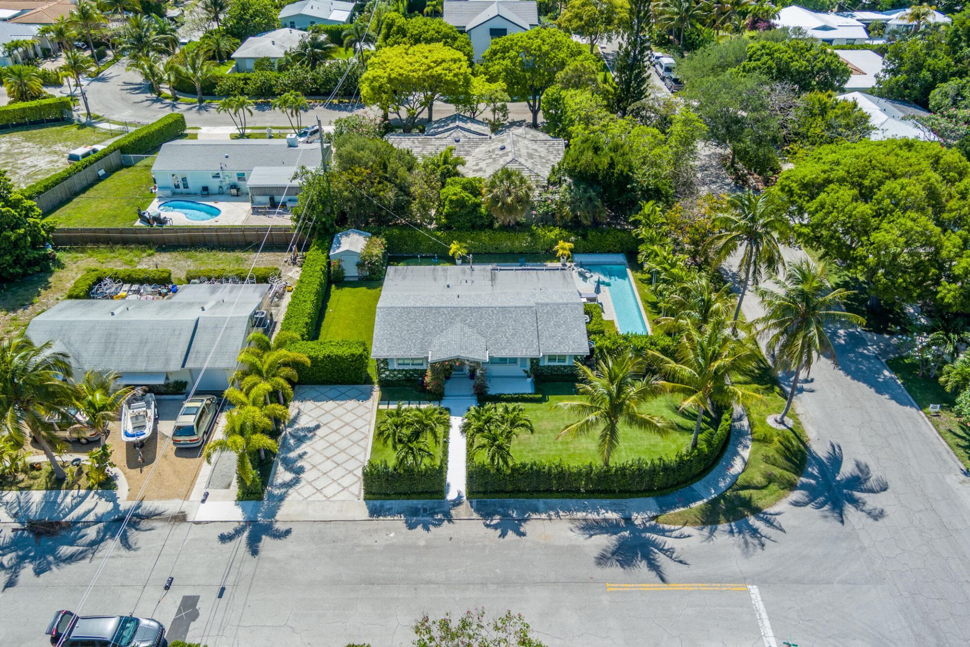 8001 Arlington Place, West Palm Beach, FL 33405 Photo
