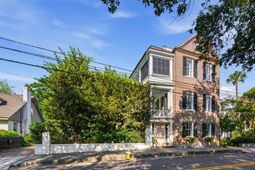 89 Ashley Avenue photo 4