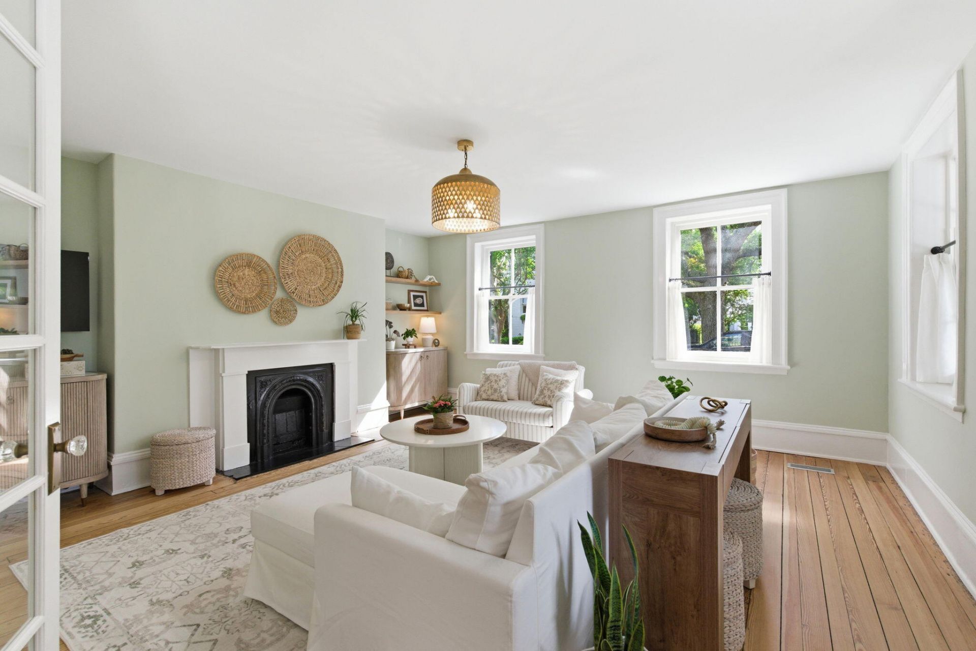 89 Ashley Avenue Photo 5