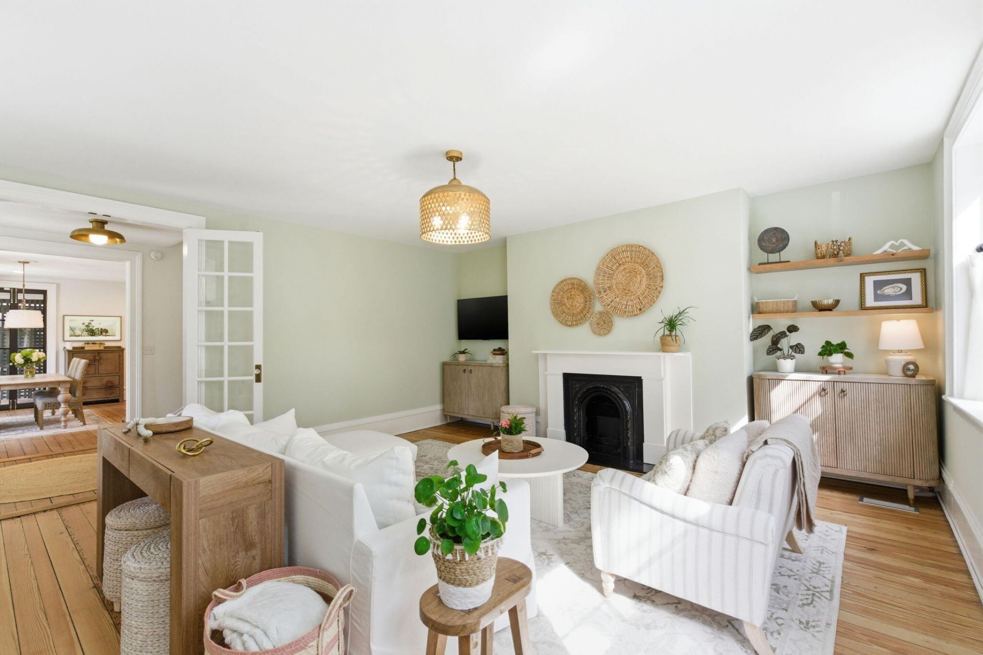 89 Ashley Avenue Photo 6