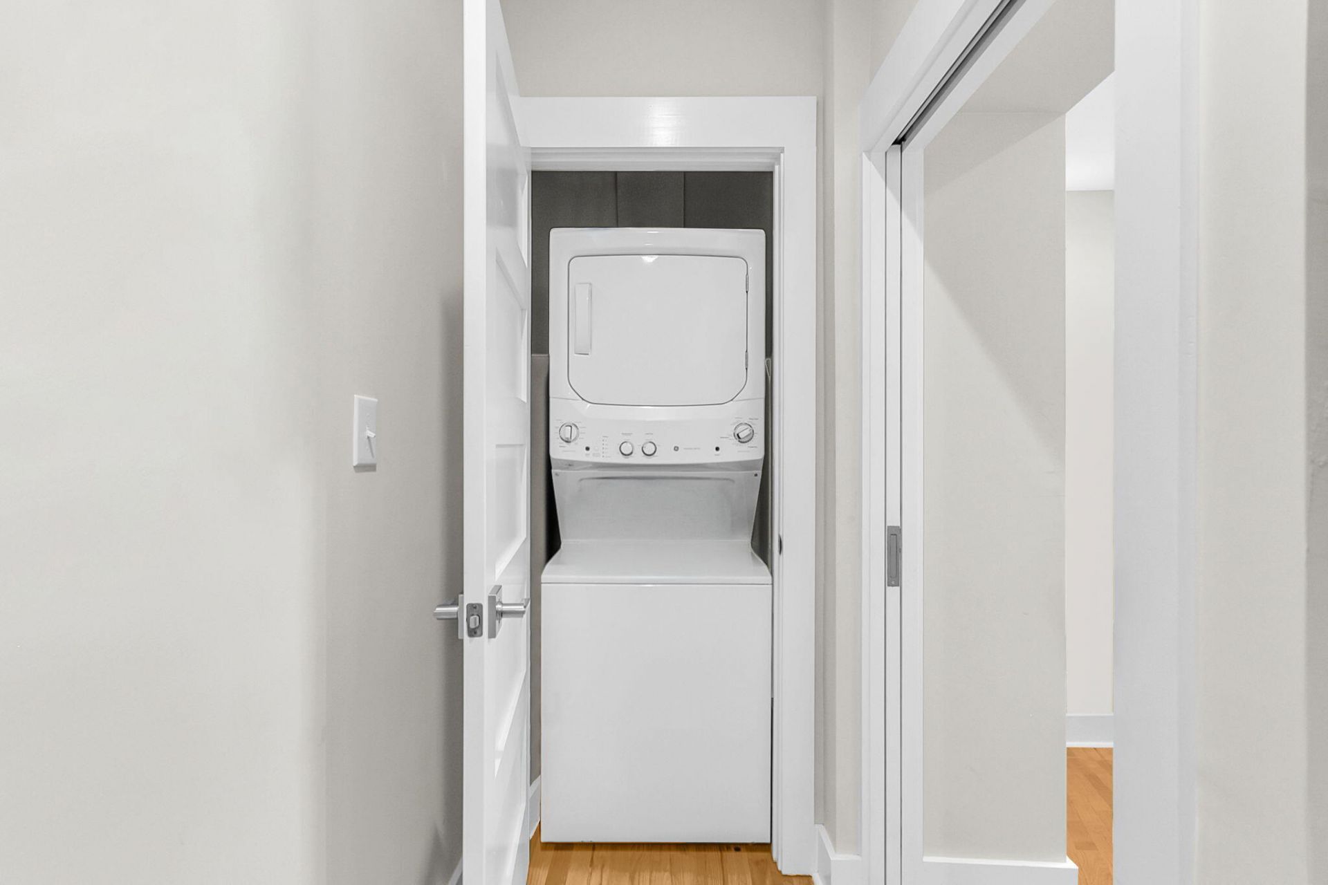 137 Calhoun Street Photo 6