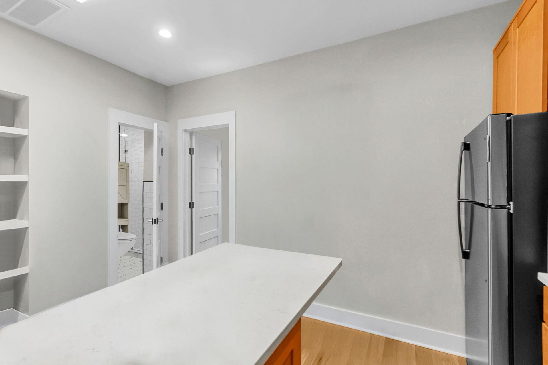137 Calhoun Street Photo 9