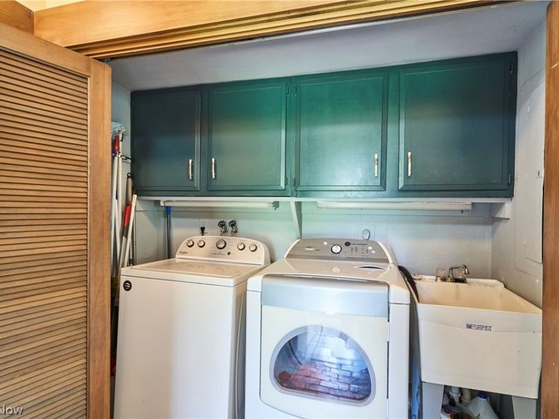 3288 Spring Valley Road, Akron, OH 44333 Photo 32