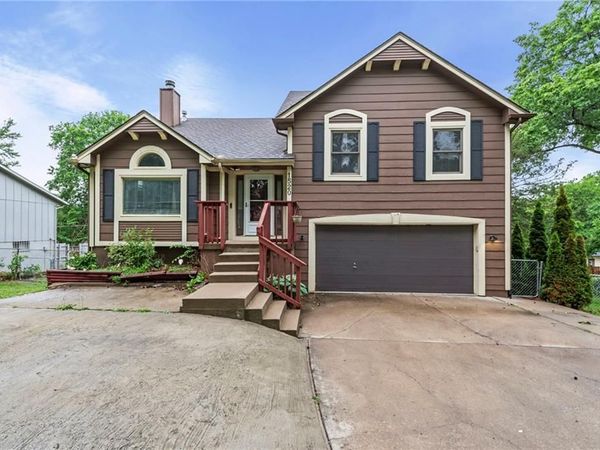 1520 N 82ND Street, Kansas City, KS 66112