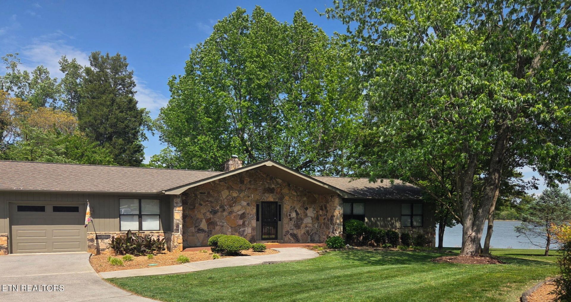 3701 River Trace Lane, Knoxville, TN 37920 Main Photo