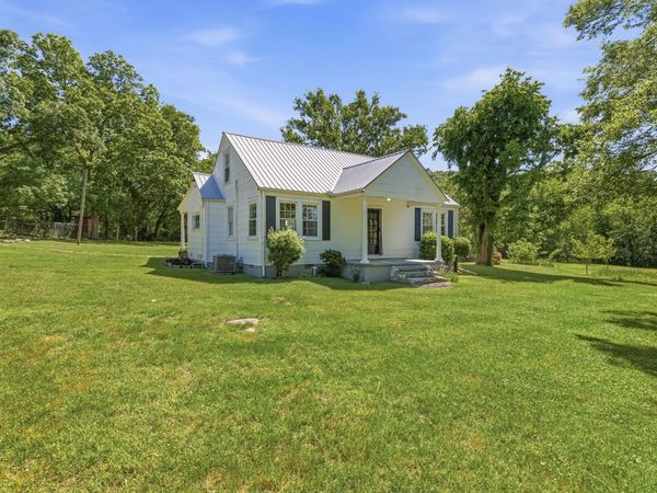 14991 Manchester Pike , Christiana, TN 37037