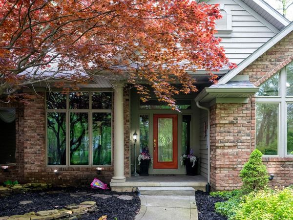 228 W Rue Dijon, Columbia City, IN 46725