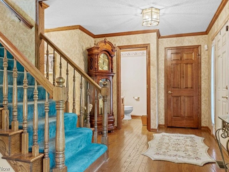 6962 Mapleridge Circle NW, Canton, OH 44718 Photo 4