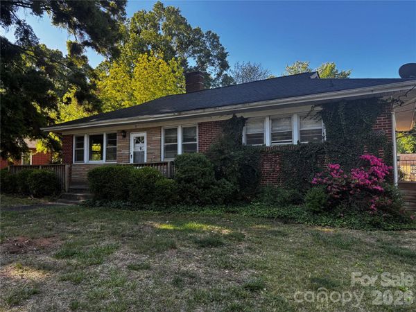 907 Maple Avenue, Salisbury, NC 28144