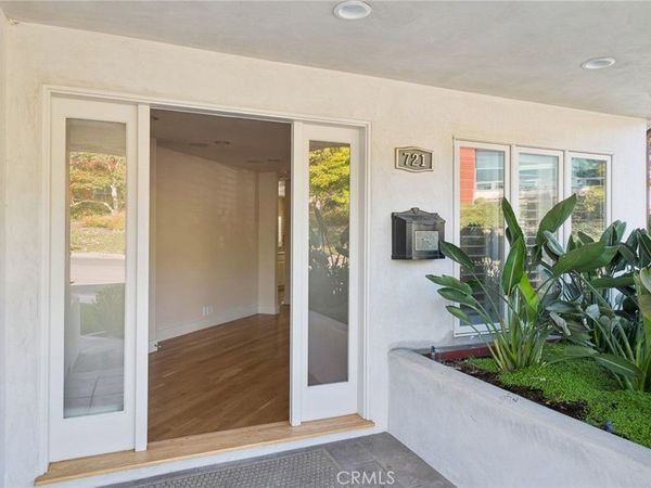 721 Marigold Avenue, Corona Del Mar, CA 92625