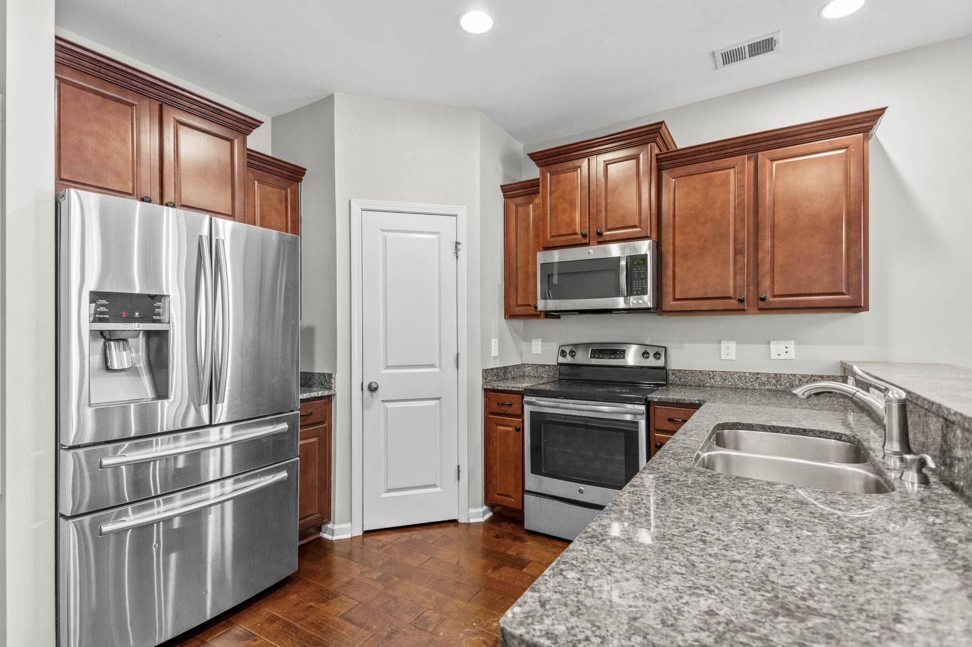 1522 Innkeeper Lane Photo 9