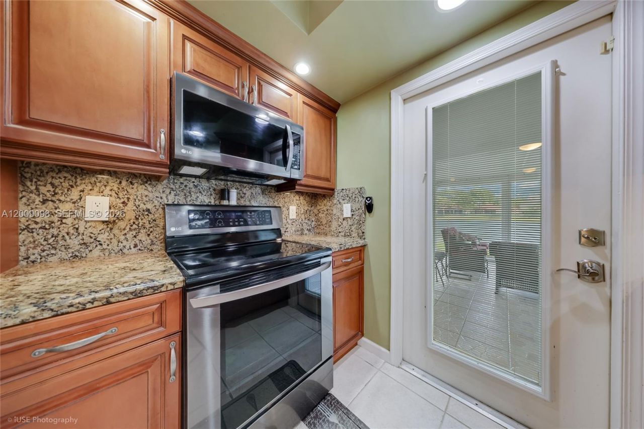 2395 SE 7th Pl, Homestead, FL 33033 Photo