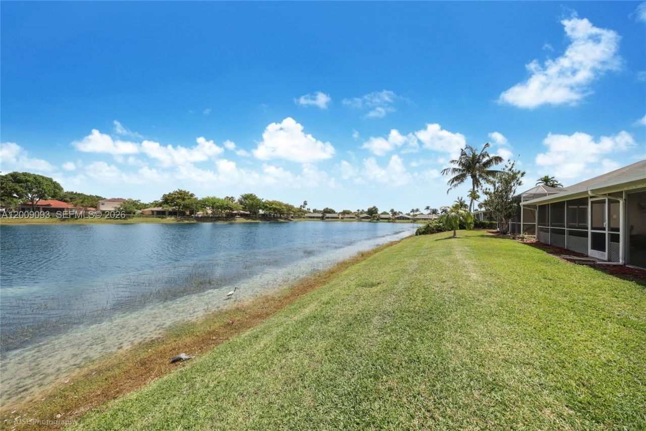 2395 SE 7th Pl, Homestead, FL 33033 Photo