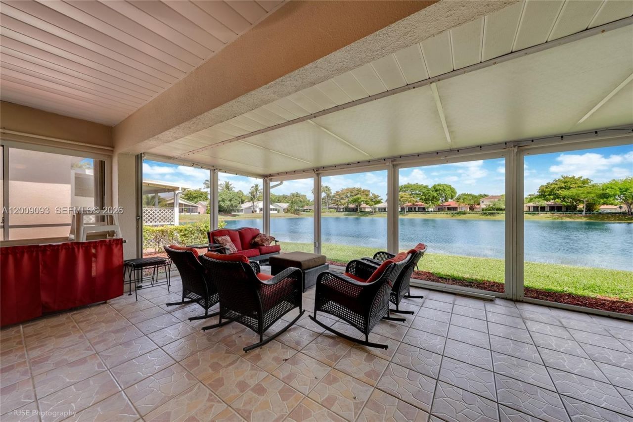 2395 SE 7th Pl, Homestead, FL 33033 Photo