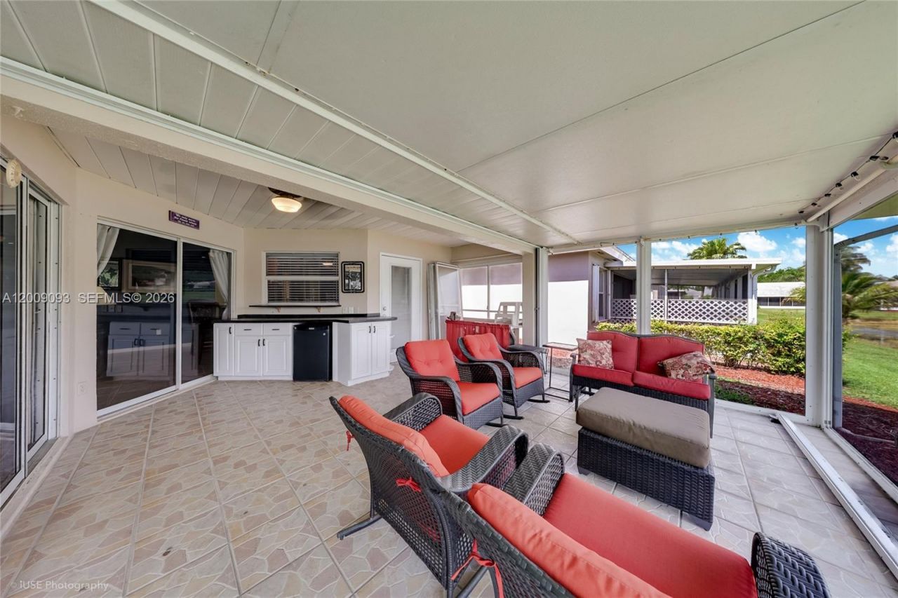 2395 SE 7th Pl, Homestead, FL 33033 Photo