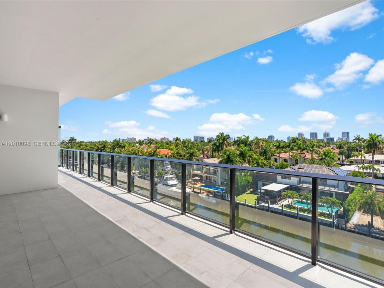 160 Isle Of Venice Dr, Unit PH2, Fort Lauderdale, FL 33301 Photo