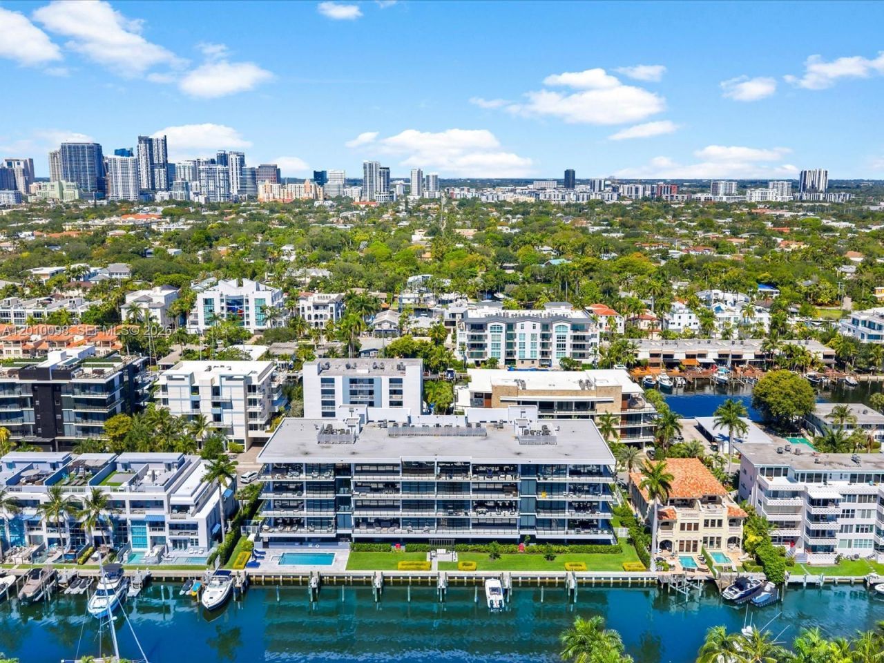 160 Isle Of Venice Dr, Unit PH2, Fort Lauderdale, FL 33301 Photo