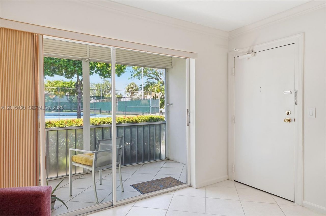 6273 Bay Club Dr, Unit 2, Fort Lauderdale, FL 33308 Photo
