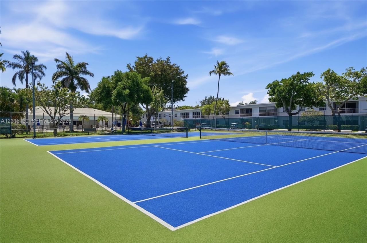 6273 Bay Club Dr, Unit 2, Fort Lauderdale, FL 33308 Photo