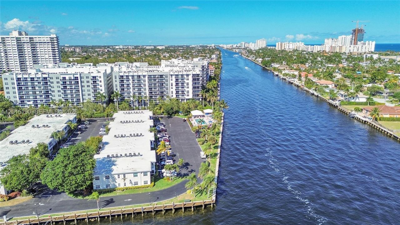 6273 Bay Club Dr, Unit 2, Fort Lauderdale, FL 33308 Photo