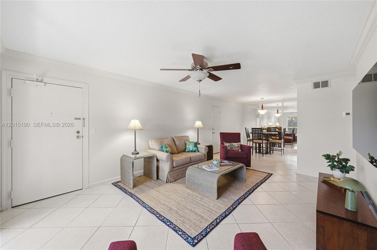 6273 Bay Club Dr, Unit 2, Fort Lauderdale, FL 33308 Photo