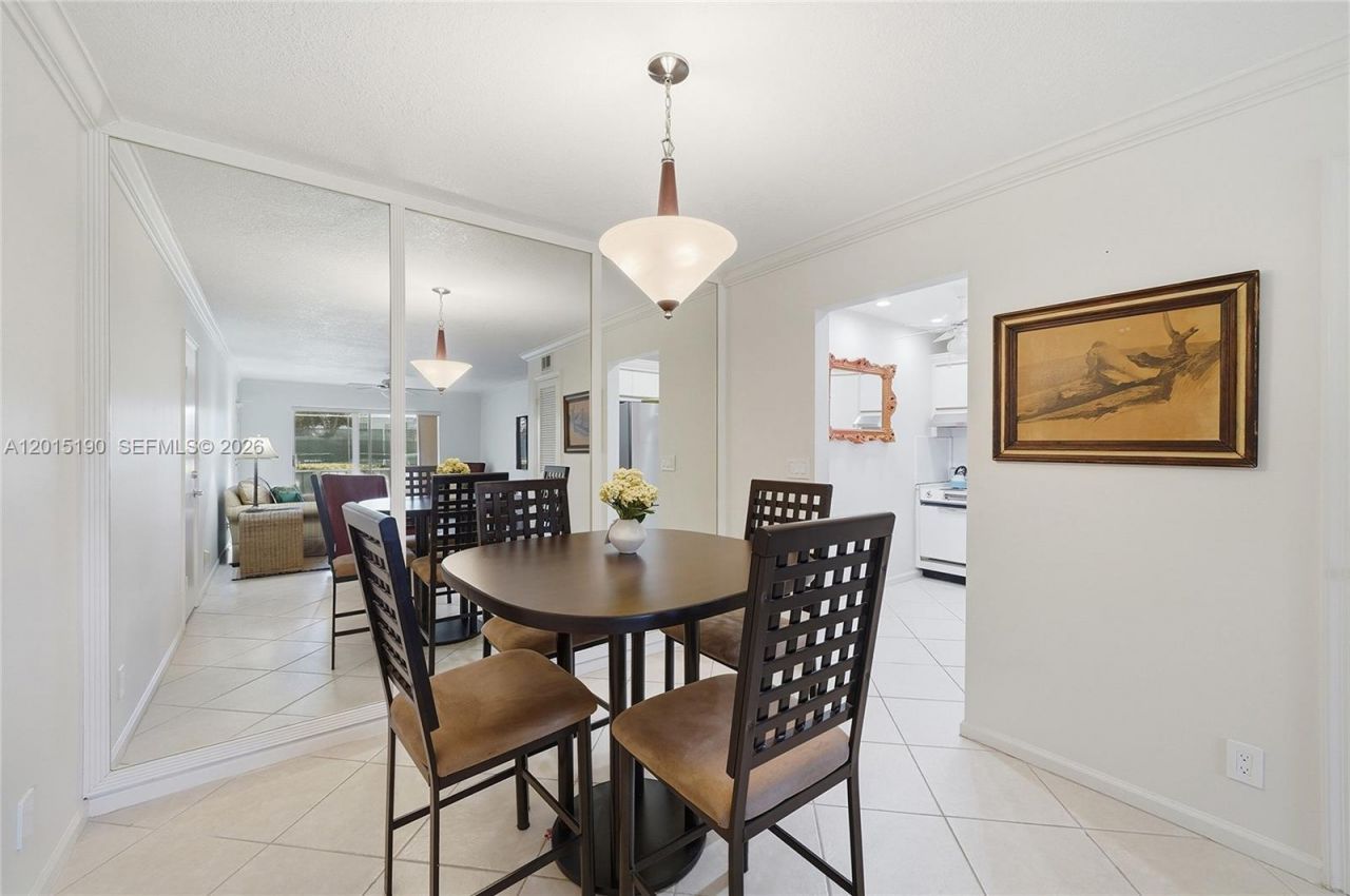 6273 Bay Club Dr, Unit 2, Fort Lauderdale, FL 33308 Photo
