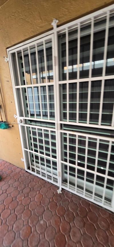 2461 W 76th St, Unit 103, Hialeah, FL 33016 Photo