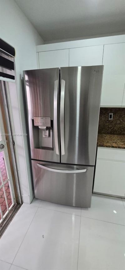 2461 W 76th St, Unit 103, Hialeah, FL 33016 Photo