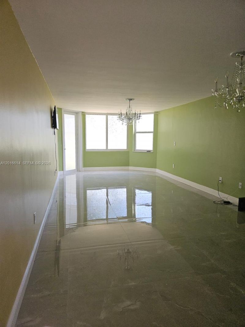 1301 NE 191st St , Unit F103, Miami, FL 33179 Photo