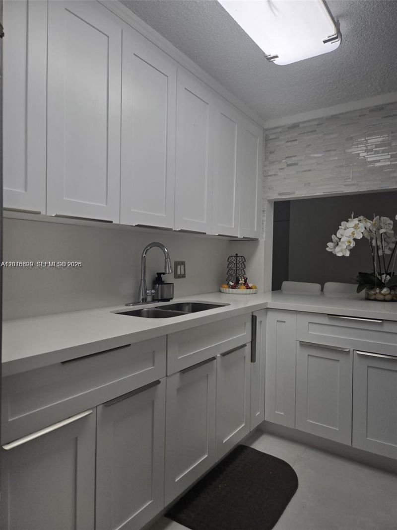 9410 Live Oak Pl , Unit 103, Davie, FL 33324 Photo