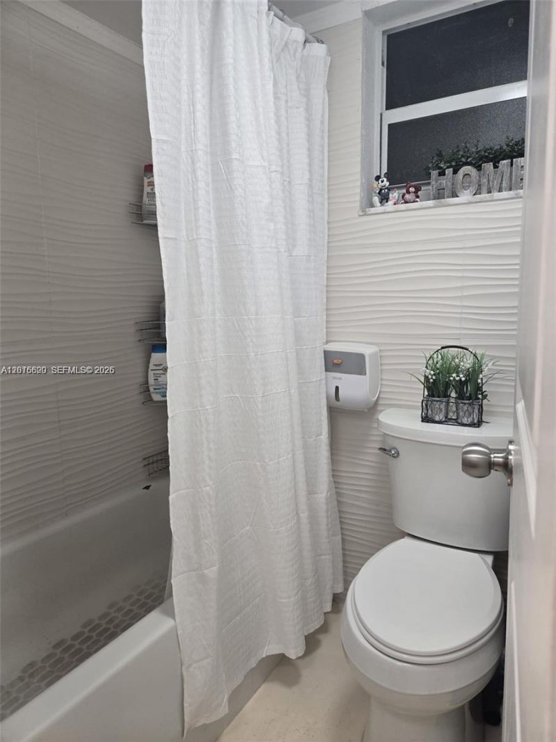 9410 Live Oak Pl , Unit 103, Davie, FL 33324 Photo