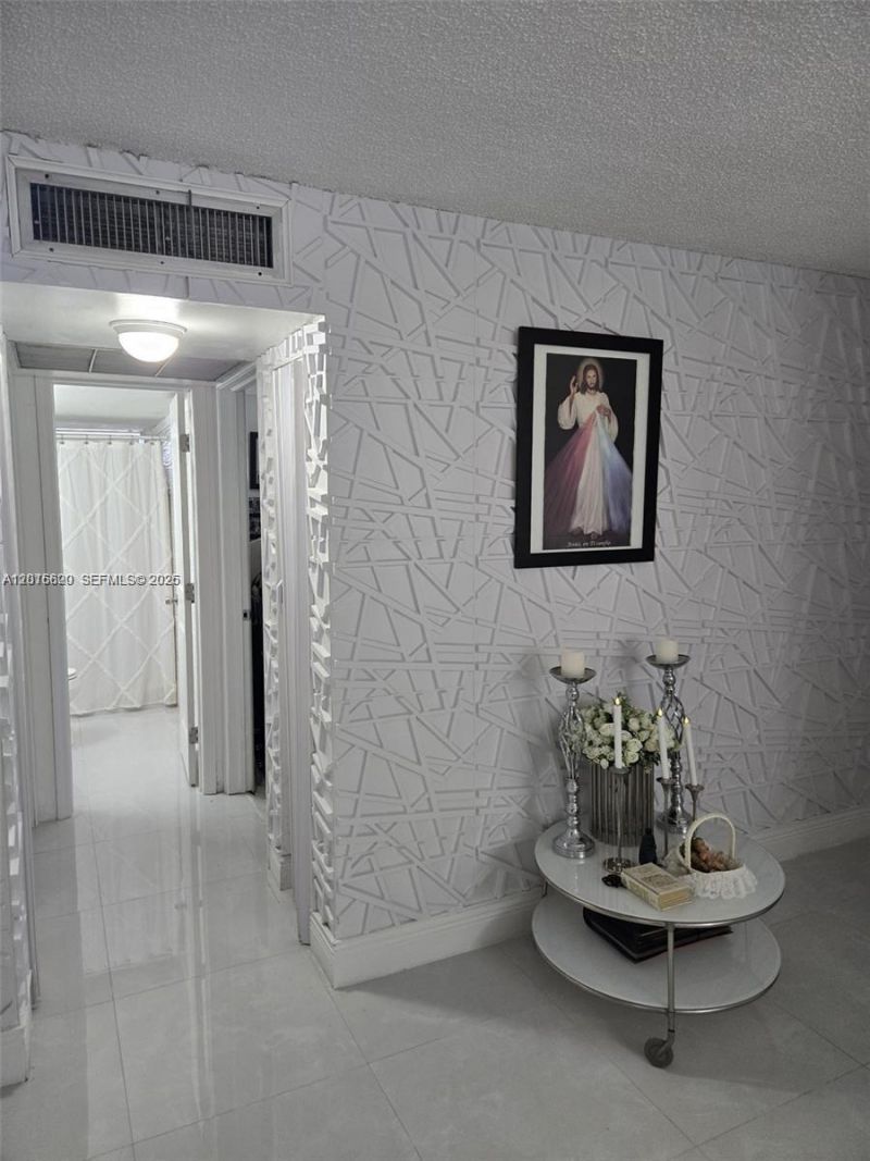 9410 Live Oak Pl , Unit 103, Davie, FL 33324 Photo