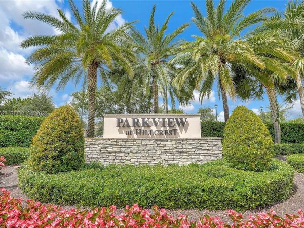 4774 Eucalyptus Dr, Hollywood, FL 33021