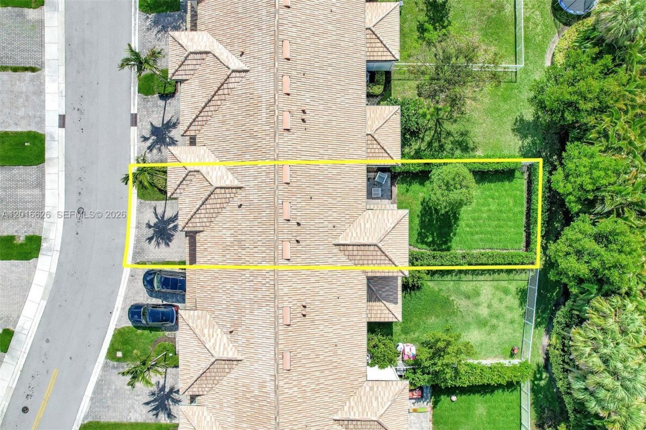 4774 Eucalyptus Dr, Hollywood, FL 33021 Photo