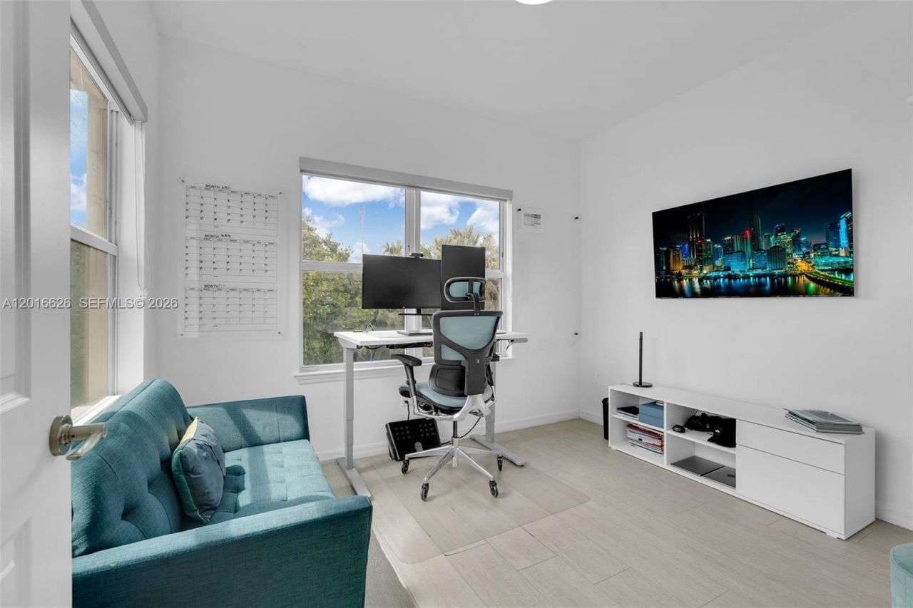 4774 Eucalyptus Dr, Hollywood, FL 33021 Photo
