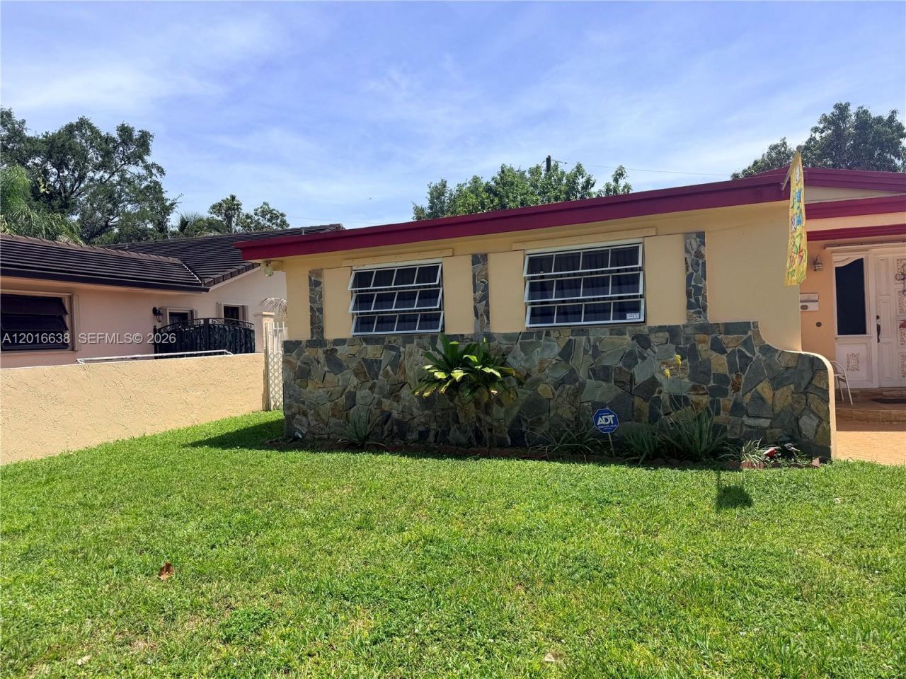 4870 SW 6th St , Miami, FL 33134 Photo