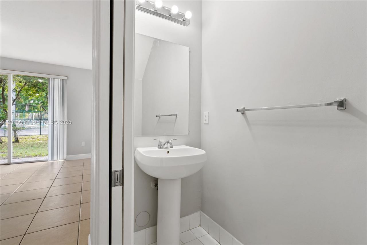 2551 SW 83rd Ave , Unit 107, Miramar, FL 33025 Photo
