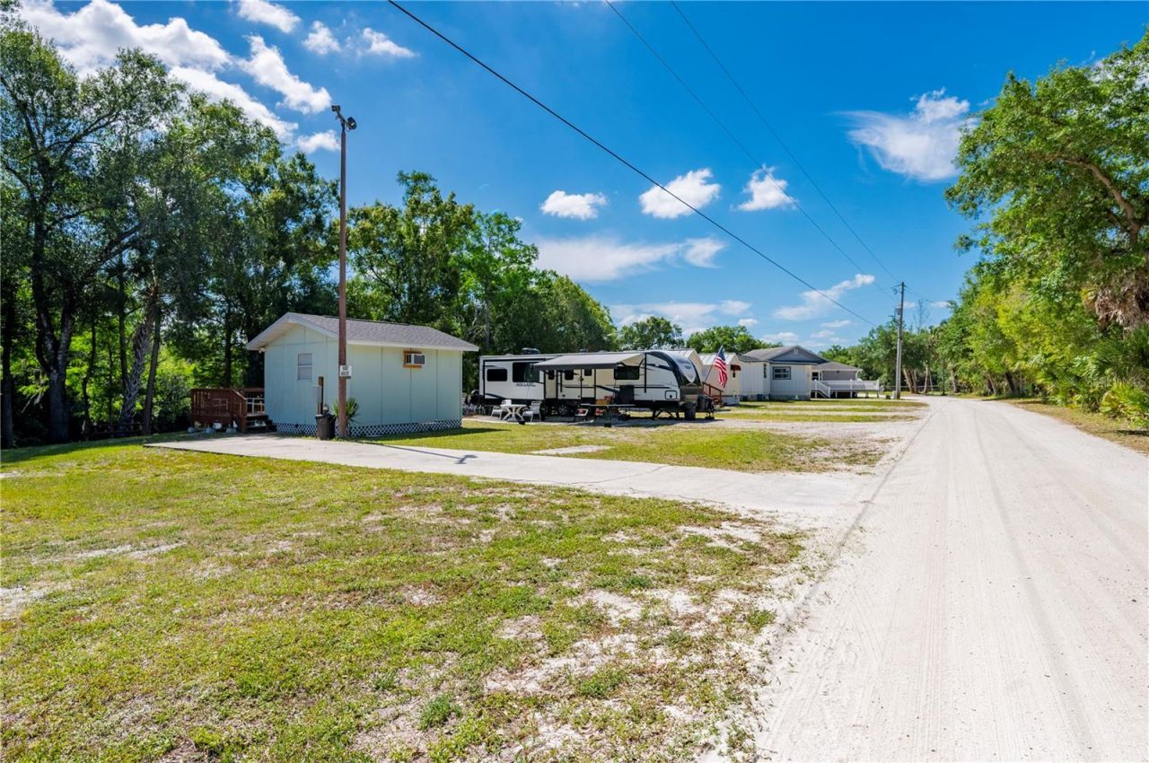 8806 SW Start Center Street, Arcadia, FL 34269 Photo