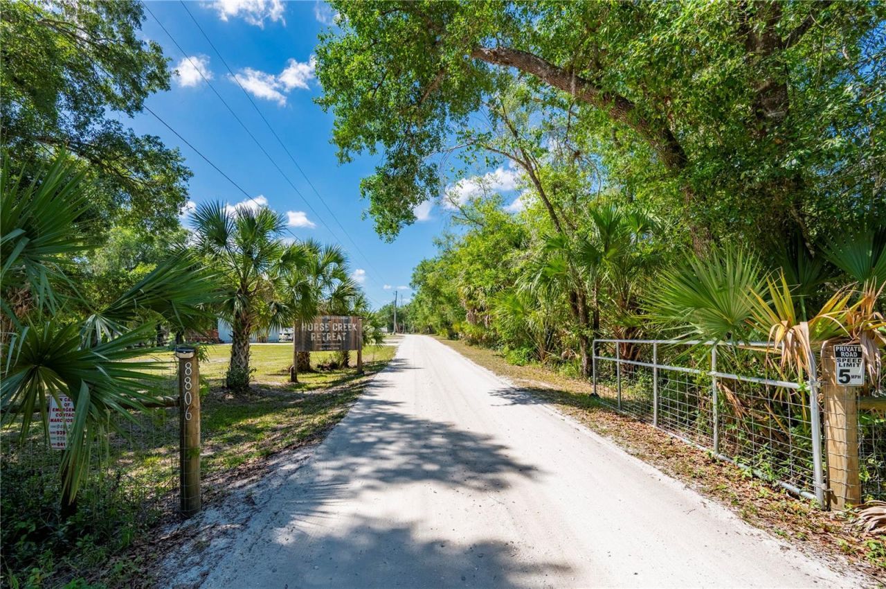 8806 SW Start Center Street, Arcadia, FL 34269 Photo