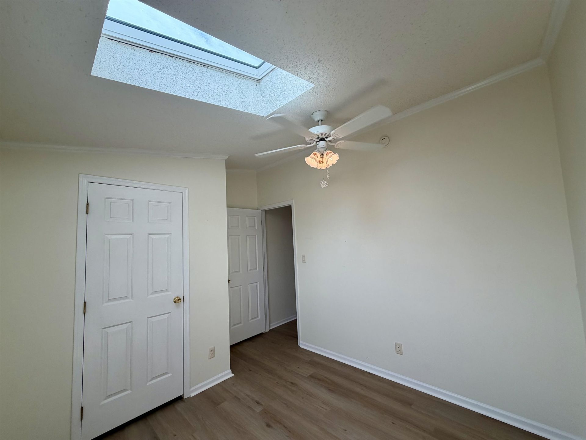 1548 Mason Circle  Photo 11