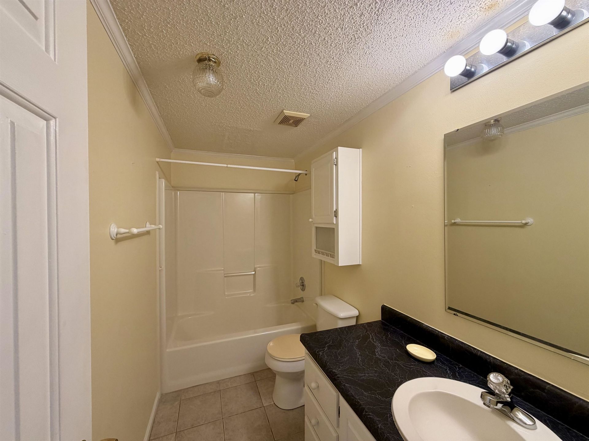 1548 Mason Circle  Photo 12