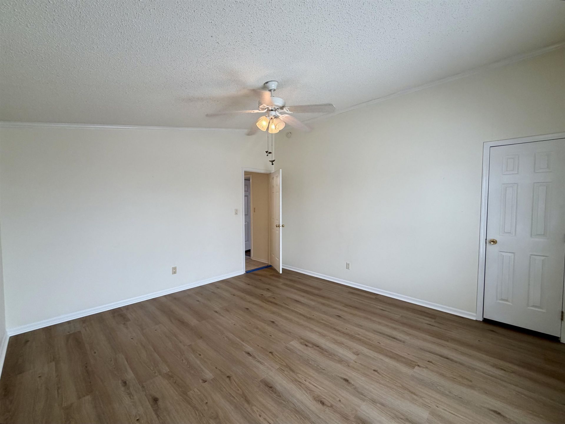 1548 Mason Circle  Photo 14