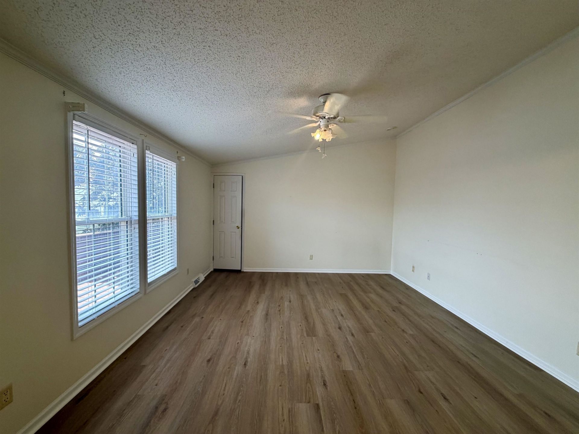 1548 Mason Circle  Photo 17