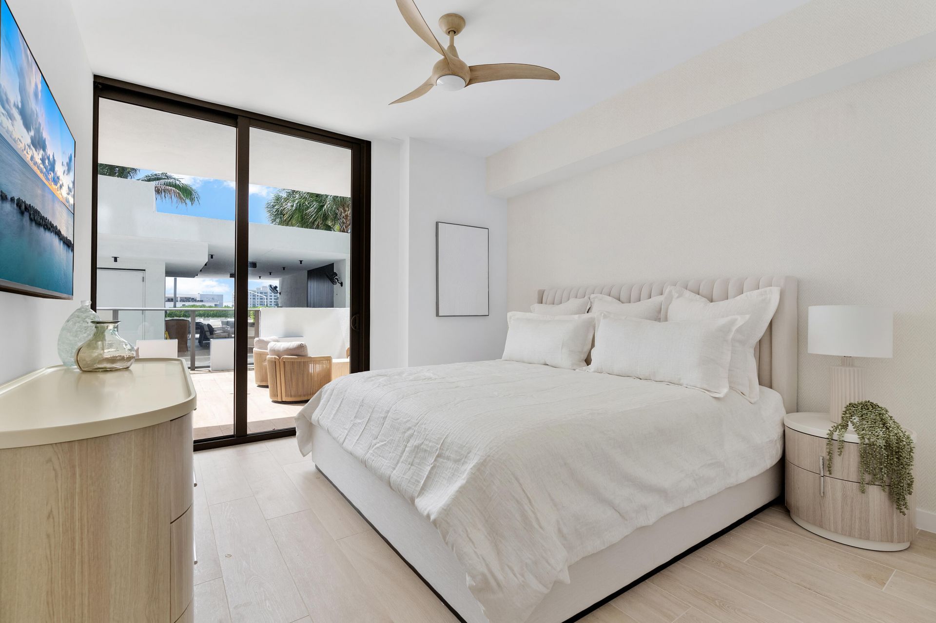 1116 N Ocean Boulevard, Unit 304, Pompano Beach, FL 33062 Photo