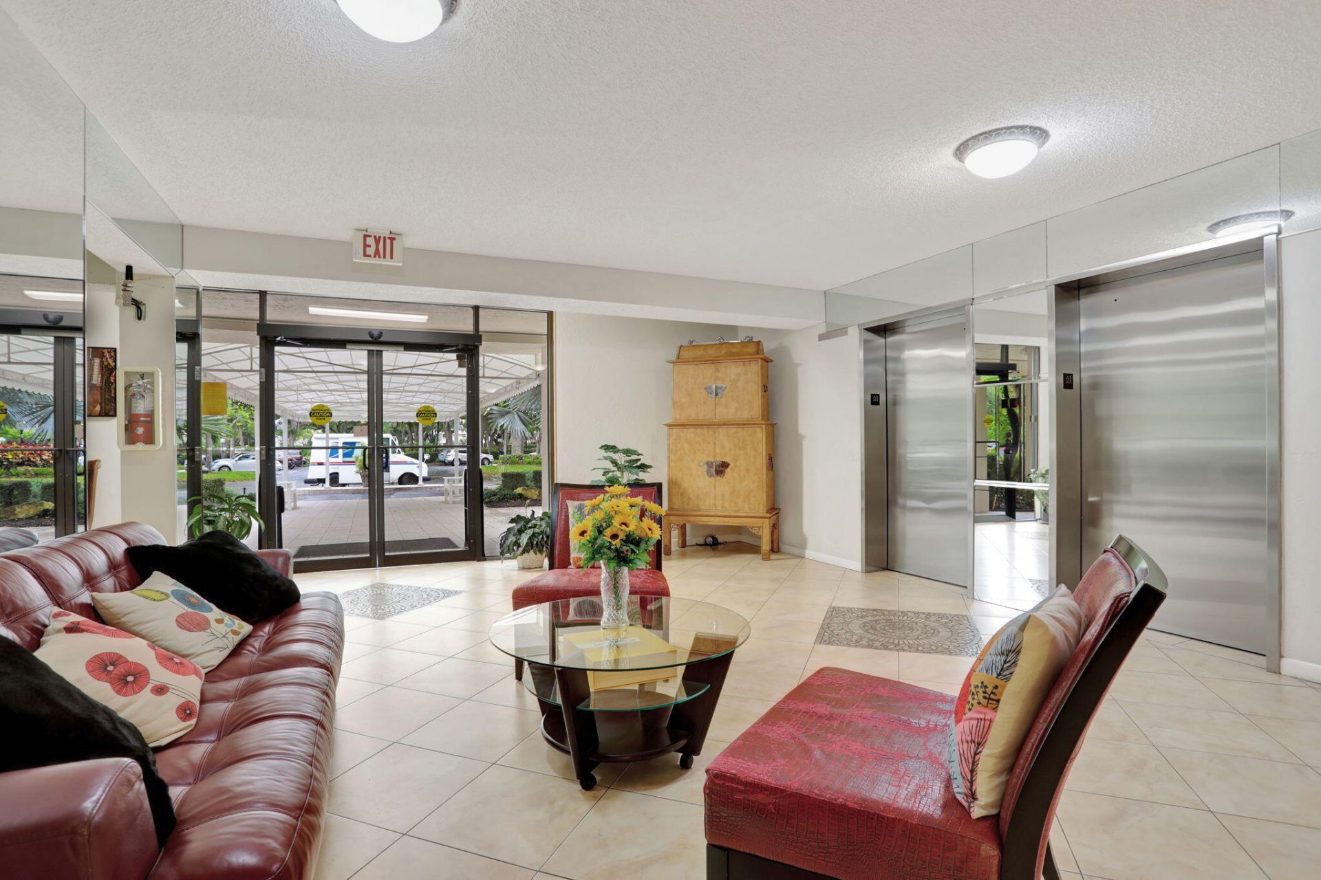 3505 Oaks Way, Unit 204, Pompano Beach, FL 33069 Photo