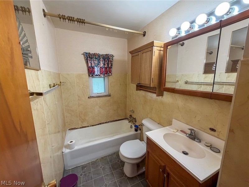 572 Comstock Street NW, Warren, OH 44483 Photo 10