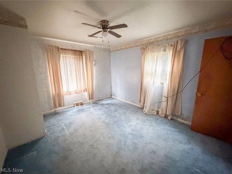 572 Comstock Street NW, Warren, OH 44483 Photo 11