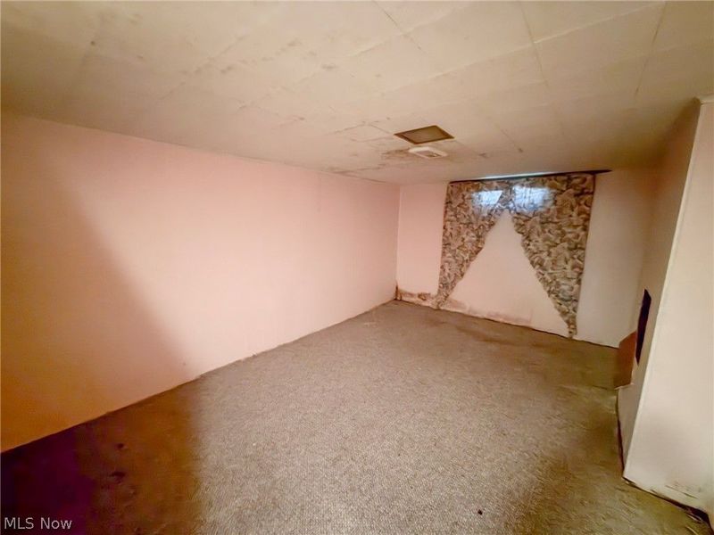 572 Comstock Street NW, Warren, OH 44483 Photo 21