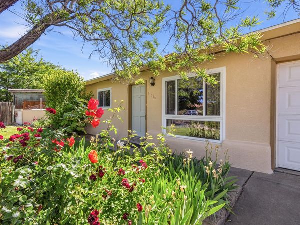 11016 Morris Court NE, Albuquerque, NM 87112